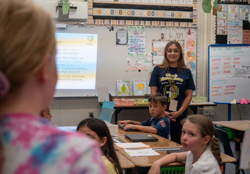 Clovis Elementary Teacher teaching P2 lessons