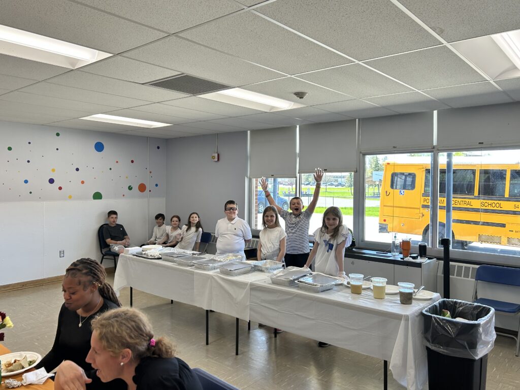 excited-students-serving-food